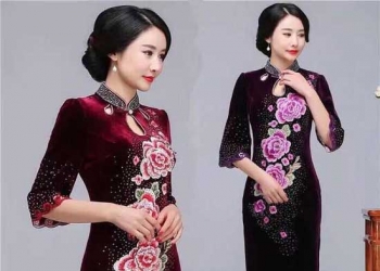 东方贵族精致旗袍装扮 在举手投足间展现女人的优雅风情 