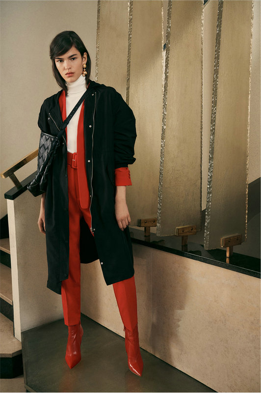 zara 2018/19秋冬西班牙女装广告海报