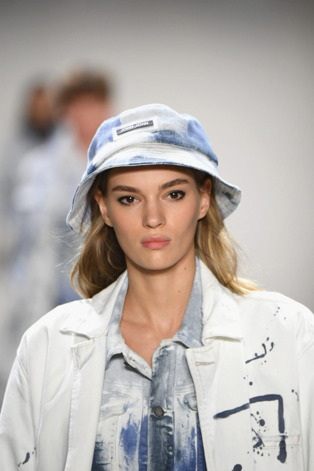 服装时尚资讯-潮流资讯时尚杂志-服装设计网站-服装设