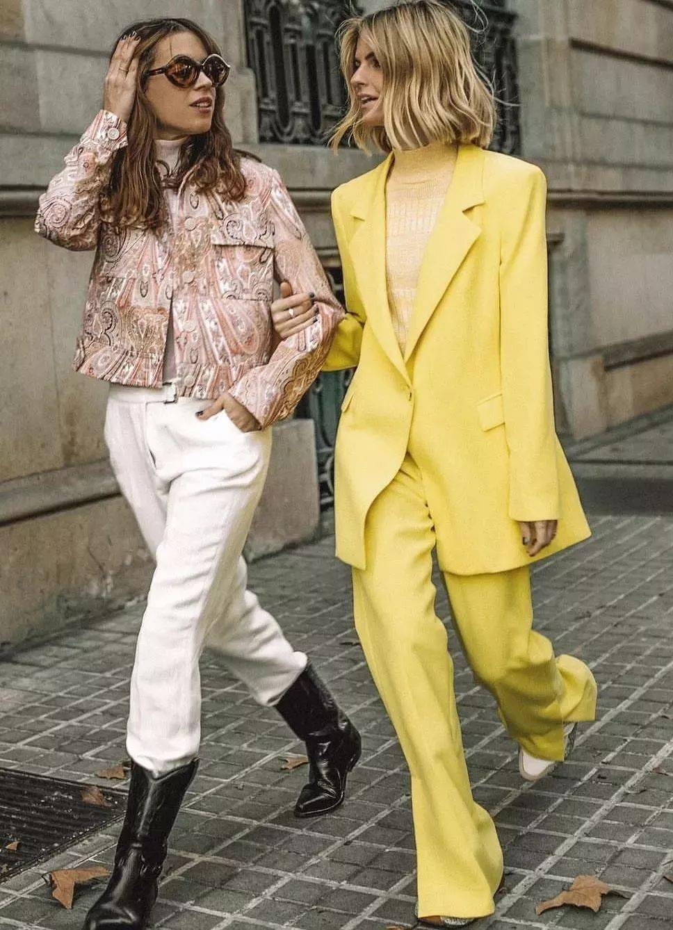 fashion火焰橙 黄色橙和黄同为暖色调,橙色与黄色互为邻近色,二者搭配