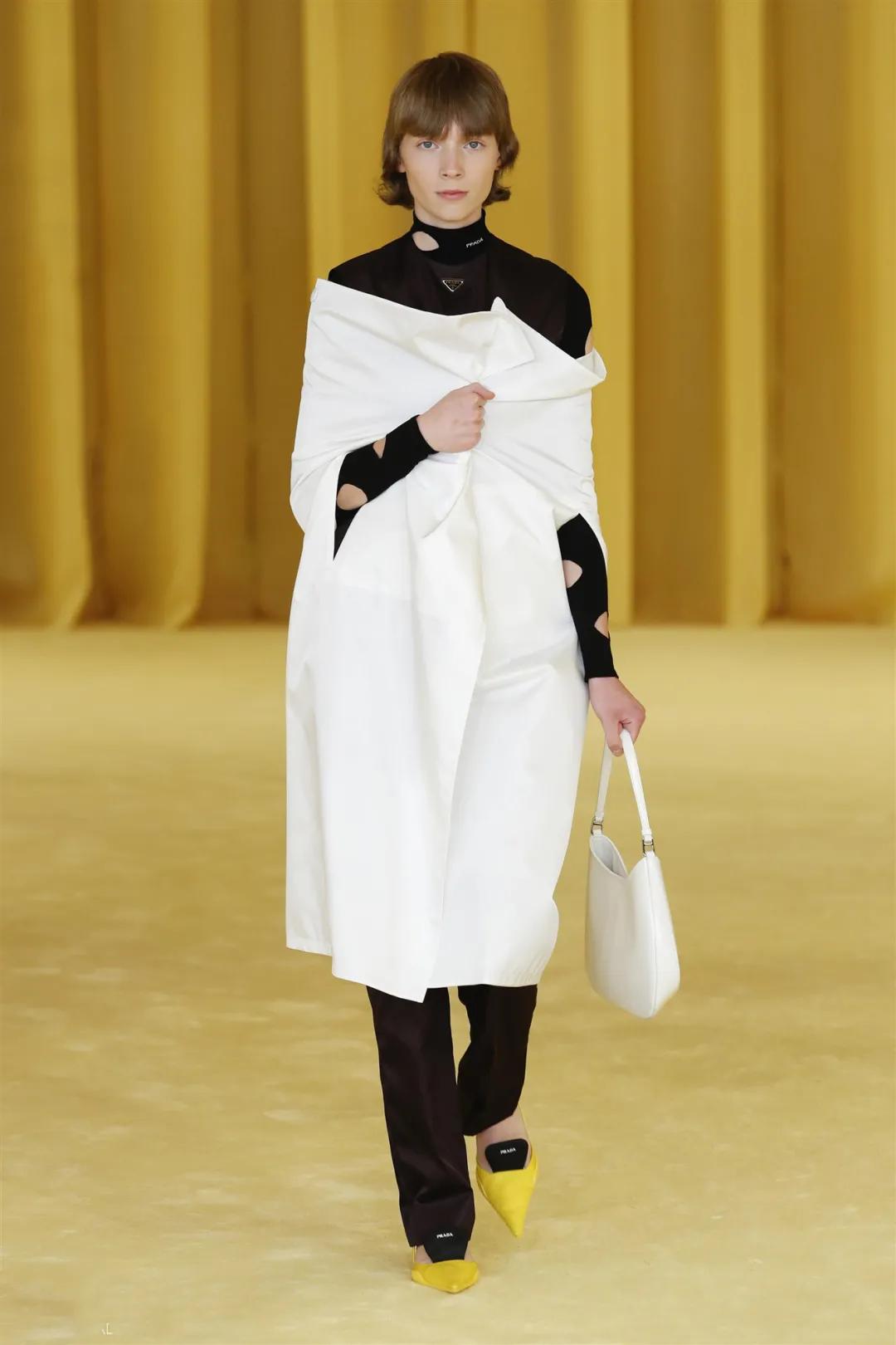 2021春夏流行色彩,就这么搭!(图8)